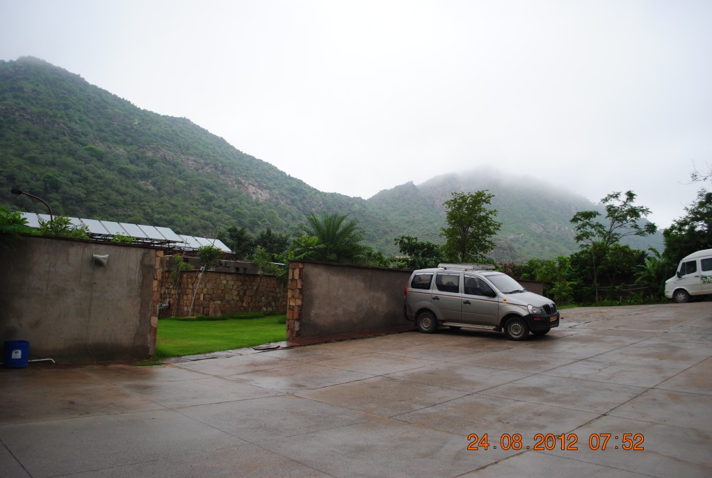 simran-ajmer-taxi-car-rental-hire-cab_108.jpg