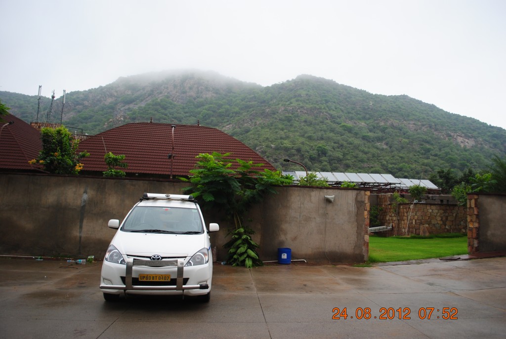 simran-ajmer-taxi-car-rental-hire-cab_109.jpg