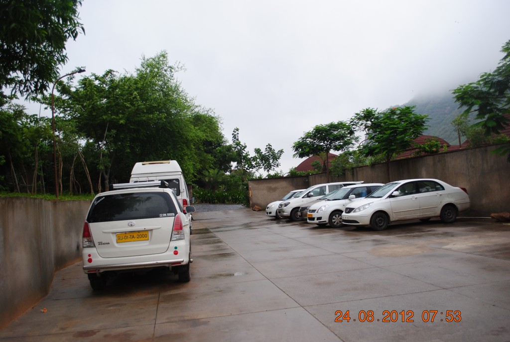 simran-ajmer-taxi-car-rental-hire-cab_111.jpg