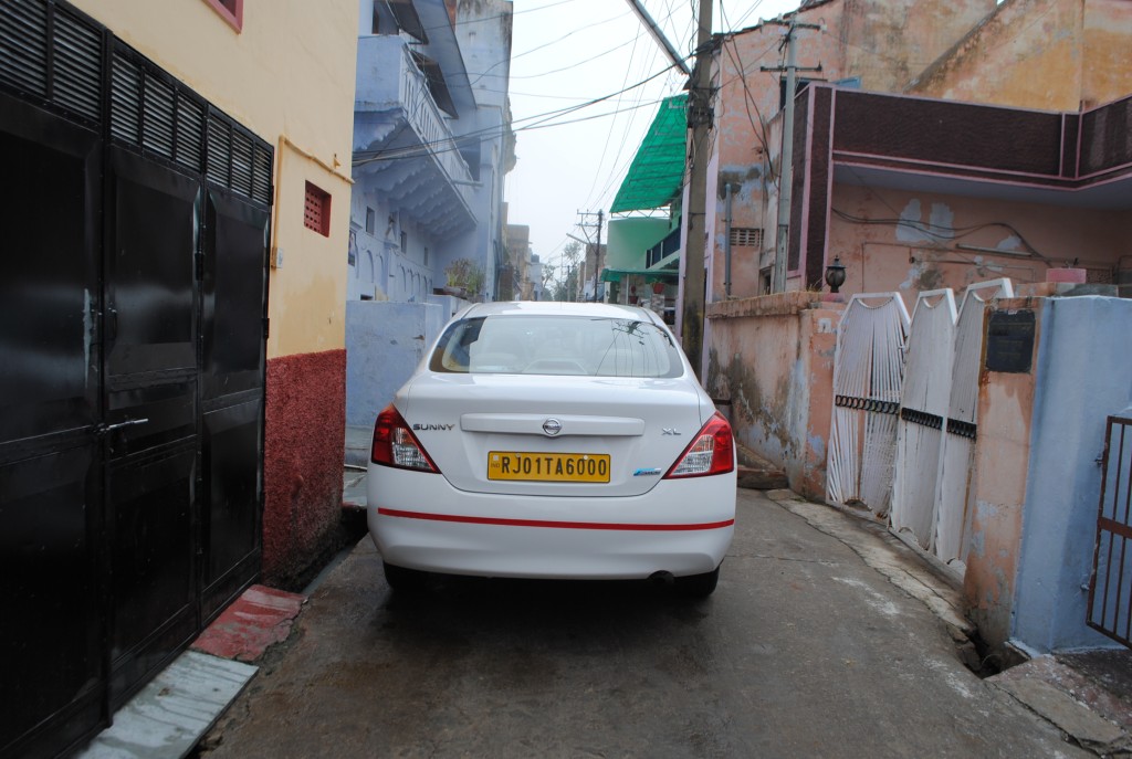 simran-ajmer-taxi-car-rental-hire-cab_132.jpg