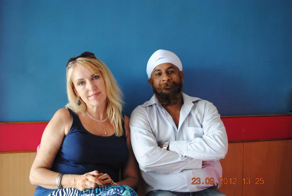 simran-ajmer-taxi-car-rental-hire-cab_26.jpg