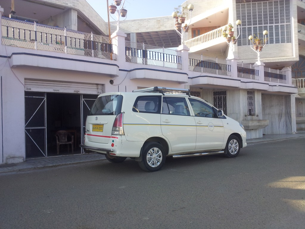 simran-ajmer-taxi-car-rental-hire-cab_44.jpg