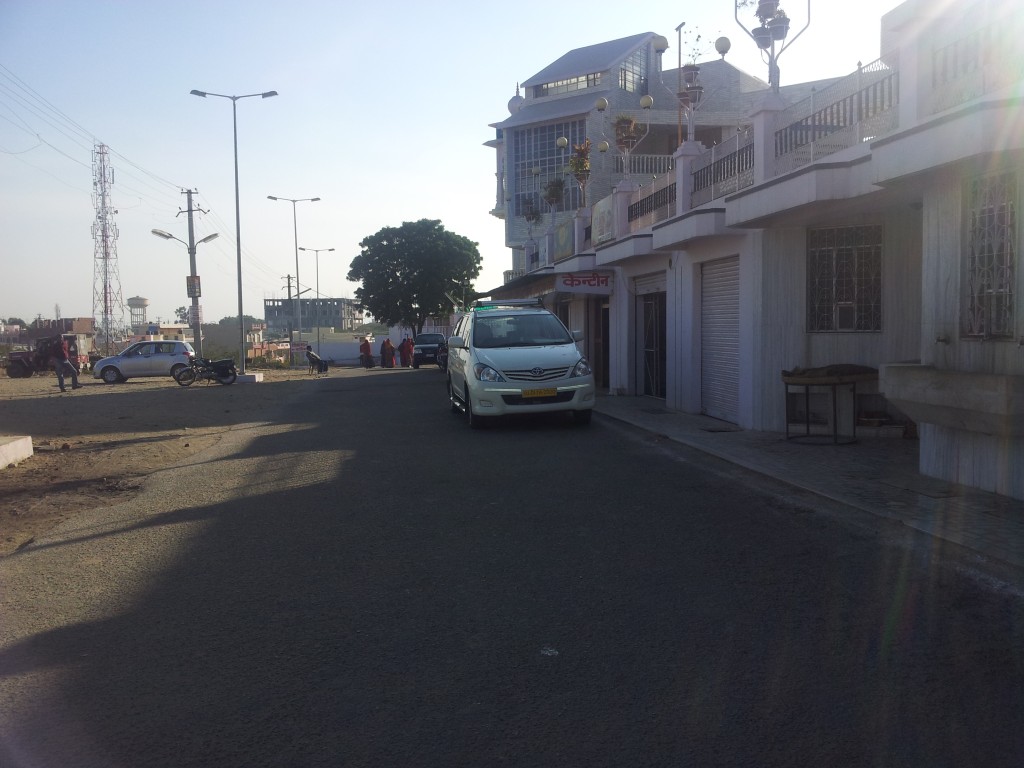 simran-ajmer-taxi-car-rental-hire-cab_45.jpg