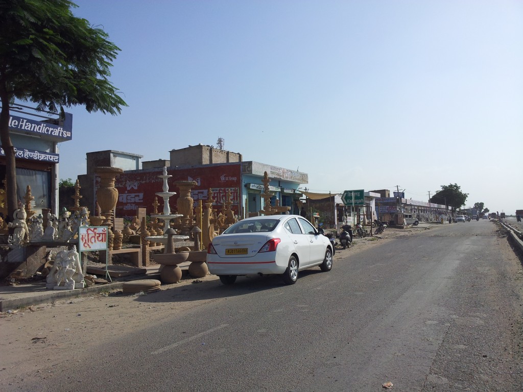 simran-ajmer-taxi-car-rental-hire-cab_70.jpg