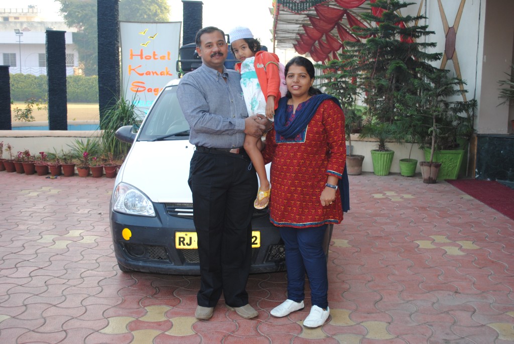 simran-ajmer-taxi-car-rental-hire-cab_76.jpg