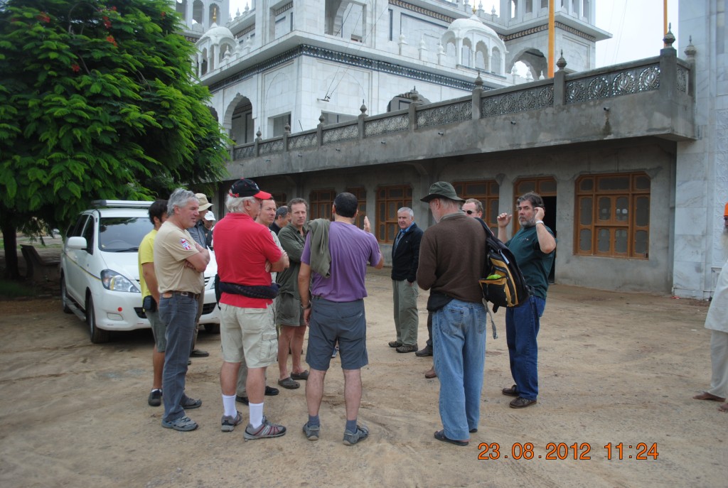 simran-ajmer-taxi-car-rental-hire-cab_92.jpg