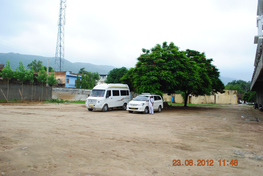 simran-ajmer-taxi-car-rental-hire-cab_97.jpg