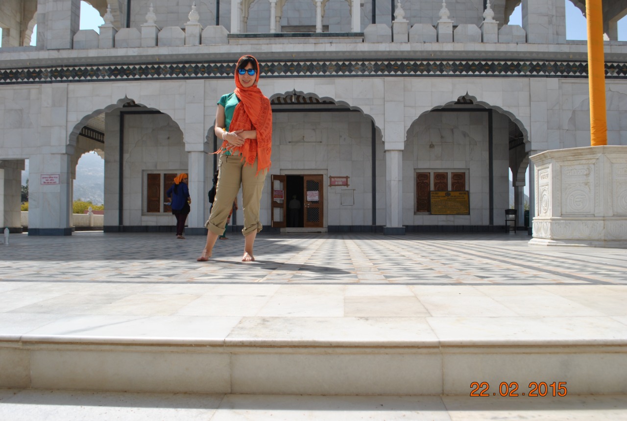 simran-ajmer-taxi-car-rental-hire-cab_42.jpg