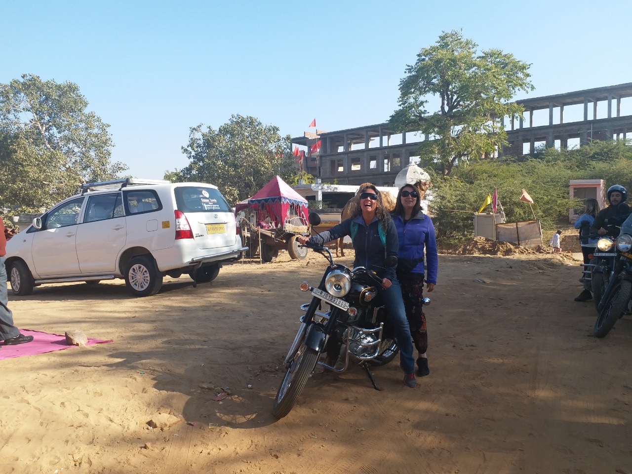 simran-ajmer-taxi-car-rental-hire-cab_42.jpg