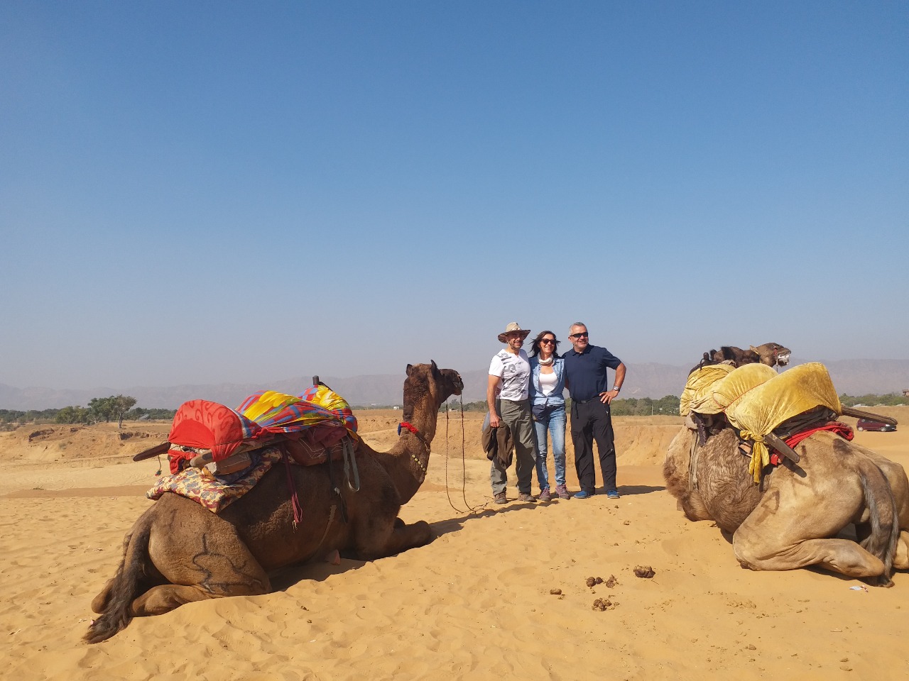 simran-ajmer-taxi-car-rental-hire-cab_42.jpg