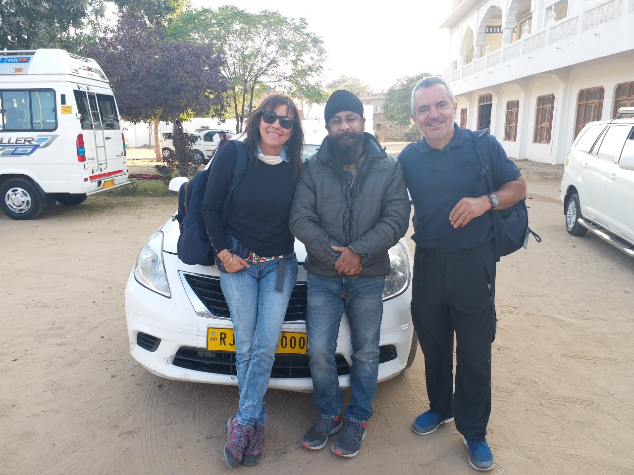simran-ajmer-taxi-car-rental-hire-cab_42.jpg